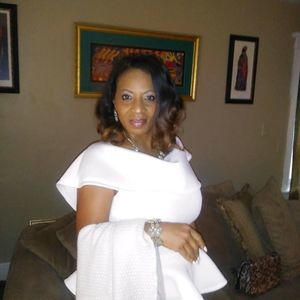 Meet your Posher, Regina